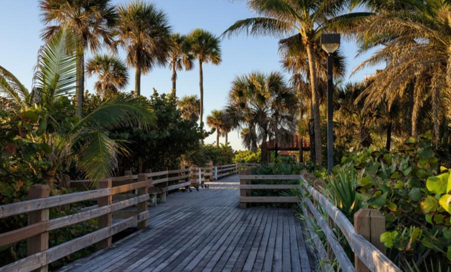 Westgate South Beach Oceanfront Resort Miami Beach Exterior photo
